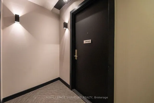 Additional image 4 of 8 Eglinton Ave Unit 3802