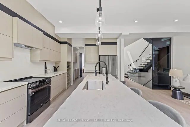 Additional image 10 of 96 Bobmar Rd