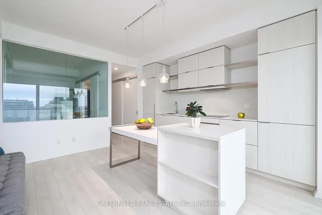 Additional image 5 of 197 Yonge St Unit 2304