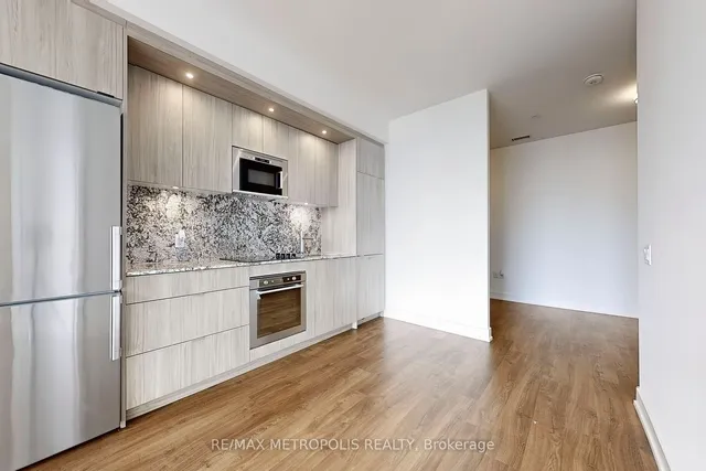 Additional image 10 of 20 Inn On The Park Dr Unit 638