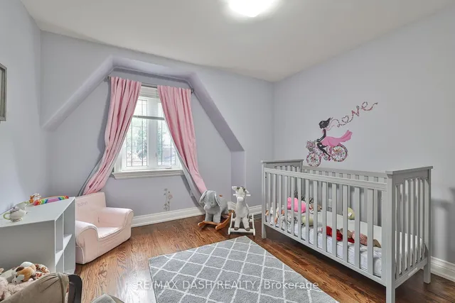 Additional image 26 of 550 Deloraine Ave