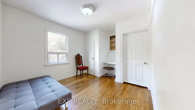 Additional image 7 of 34 Walsh Ave