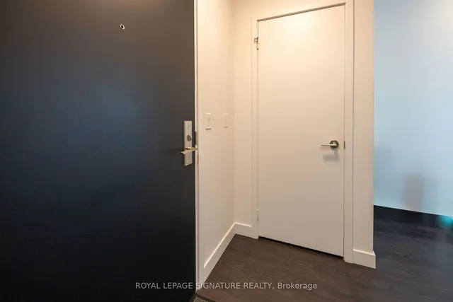 Additional image 5 of 8 Eglinton Ave Unit 3802