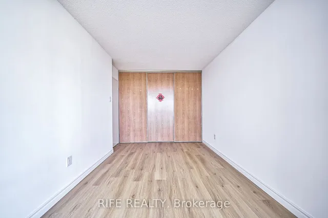 Additional image 19 of 330 Alton Towers Circ Unit 1603