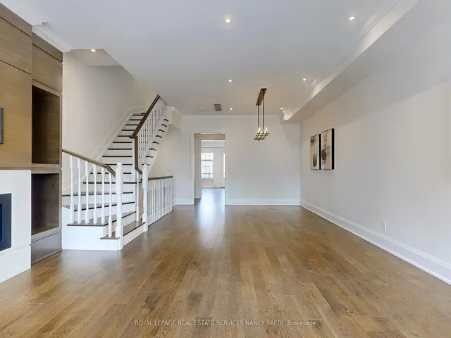 Additional image 6 of 2460B Bayview Ave