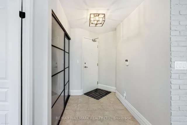 Additional image 21 of 1733 Queen St Unit 220