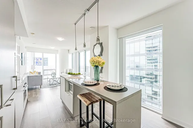 Additional image 9 of 100 Harbour St Unit 4310