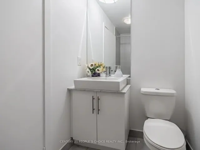 Additional image 21 of 65 Bremner Blvd Unit 1203