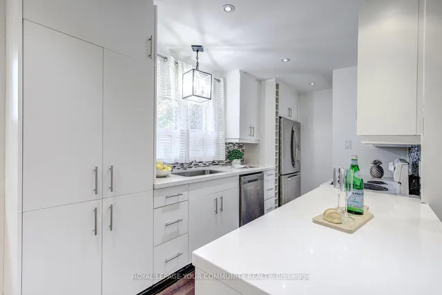 Additional image 14 of 2 Christina Cres