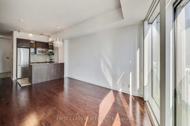 Additional image 8 of 12 York St Unit 2003