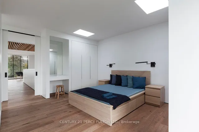 Additional image 15 of 33 Graylee Ave