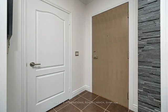 Additional image 4 of 319 Merton St Unit 716