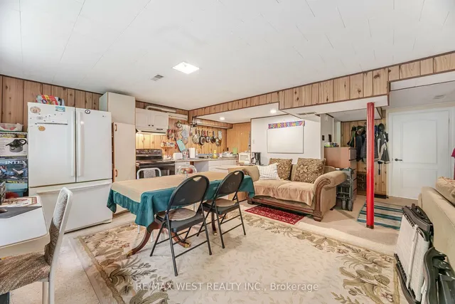 Additional image 33 of 50 Bruce Farm Dr