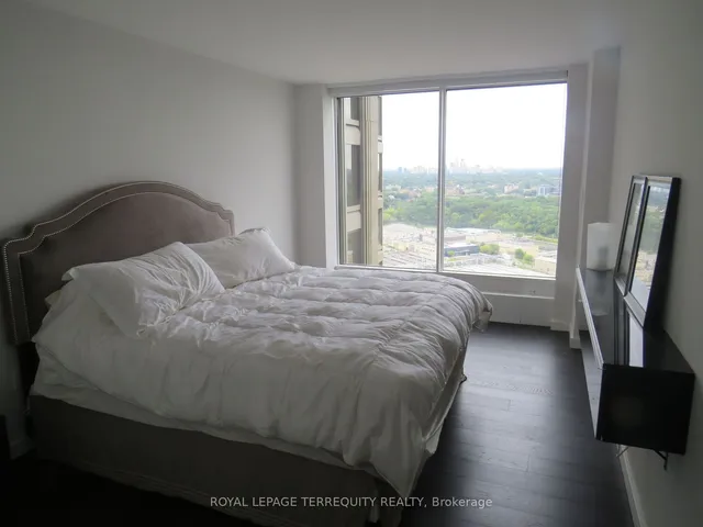 Additional image 24 of 2045 Lakeshore Blvd Unit 3305