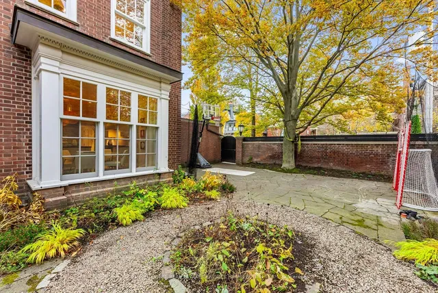 Additional image 40 of 52 Rosedale Rd