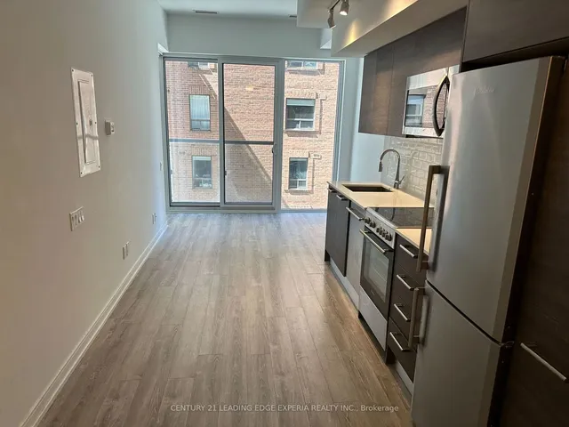 Additional image 8 of 28 Wellesley St Unit 410