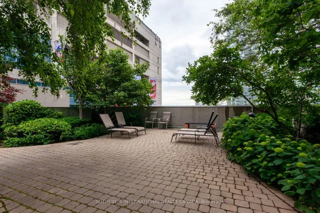 Additional image 38 of 81 Navy Wharf Crt Unit 2310