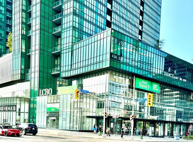 Additional image 16 of 28 Harrison Garden Blvd Unit 312