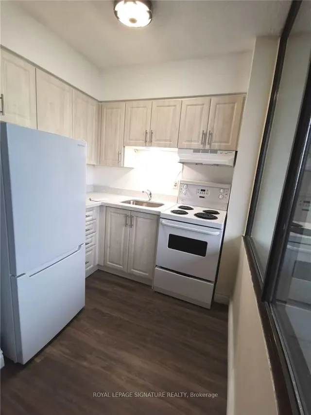 Additional image 20 of 720 Spadina Ave Unit 706