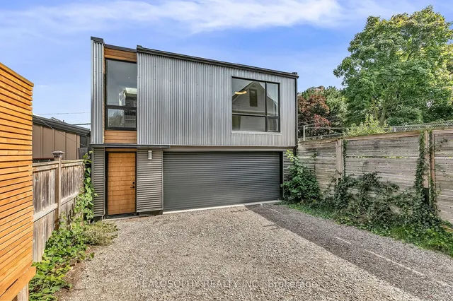 Additional image 20 of 27 Chisholm Ave