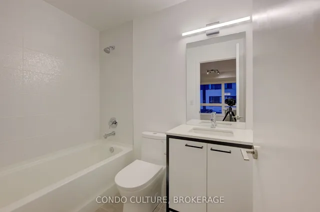 Additional image 18 of 10 Ed Clark Gardens Blvd Unit 14