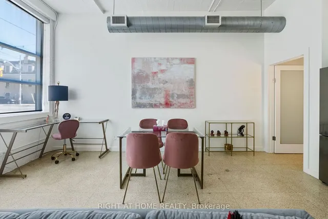 Additional image 5 of 365 Dundas St Unit 102