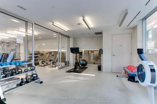 Additional image 31 of 170 Avenue Rd Unit 703