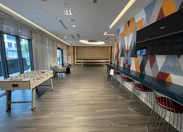 Additional image 8 of 135 Lower Sherbourne St Unit 968 W