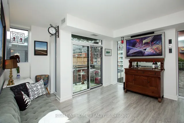 Additional image 15 of 106 Dovercourt Rd Unit 320