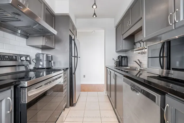 Additional image 16 of 18 Kenaston Gdns Unit 1202