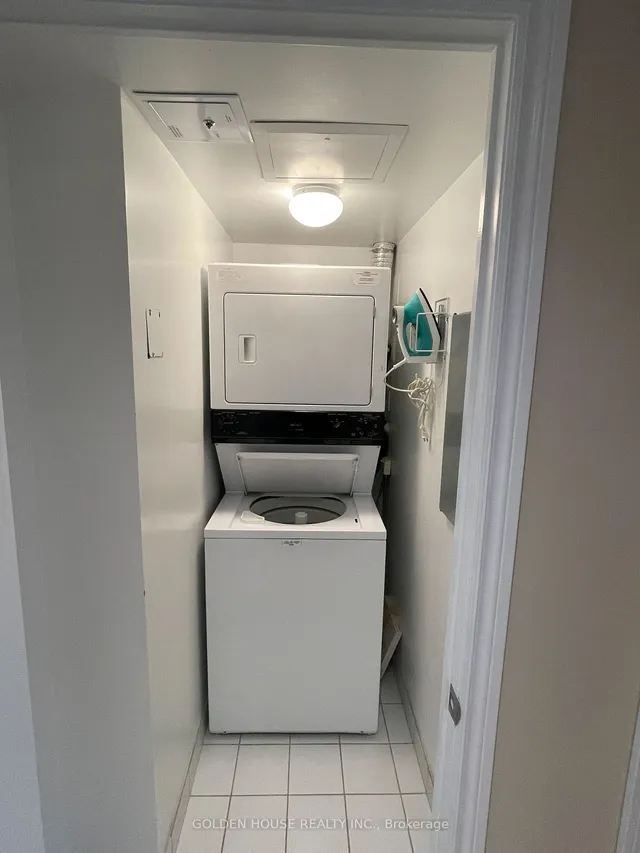 Additional image 12 of 168 Simcoe St Unit 517