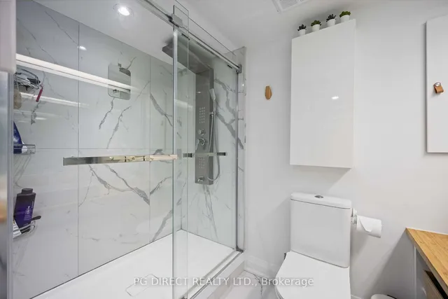 Additional image 10 of 65 Harbour Sq Unit 3306