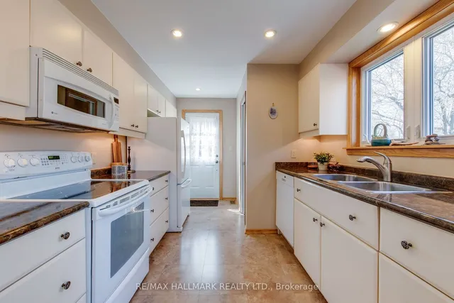 Additional image 9 of 30 Schubert Dr