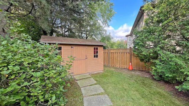 Additional image 24 of 31 Saintfield Ave
