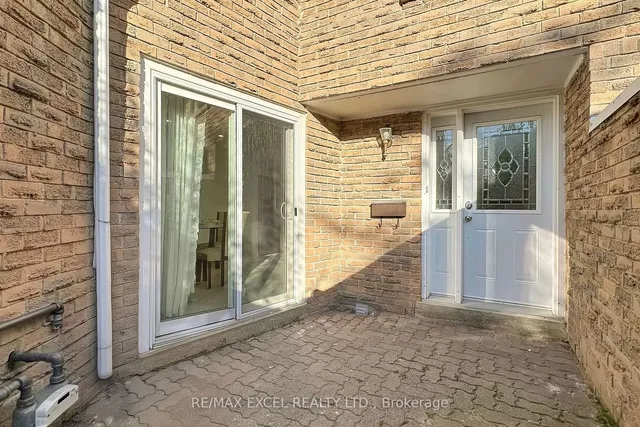 Additional image 4 of 49 Ambercroft Blvd