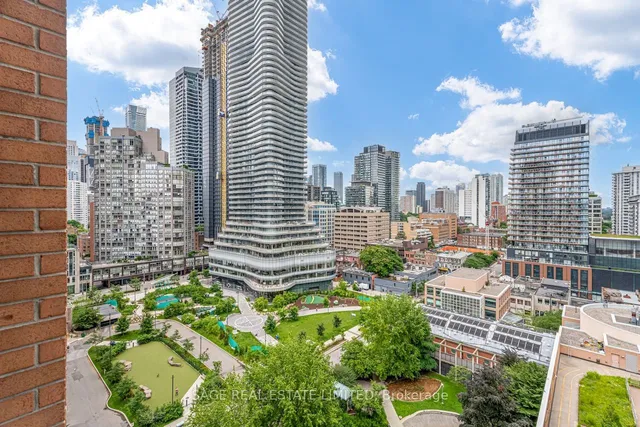 Additional image 37 of 889 Bay St Unit 1612