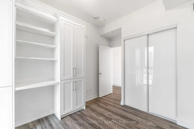 Additional image 14 of 15 Baseball Pl Unit 715