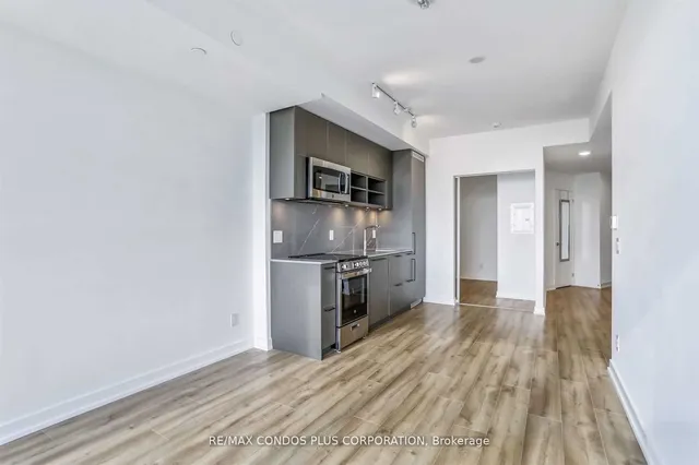 Additional image 6 of 135 East Liberty St Unit 1402