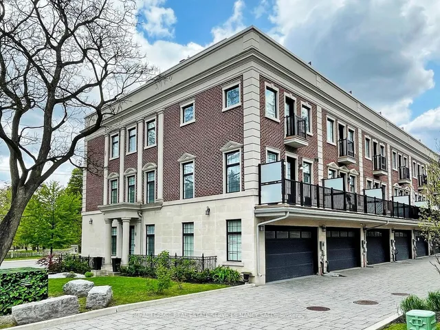 Additional image 30 of 2460B Bayview Ave