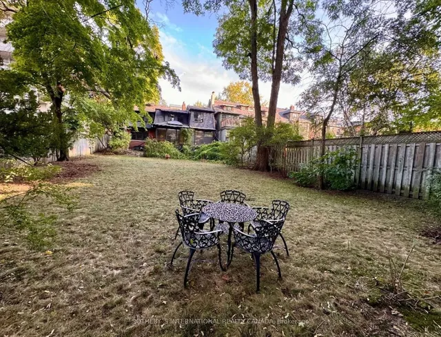 Additional image 6 of 147B Farnham Ave