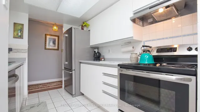 Additional image 15 of 5 Rowntree Rd Unit 805