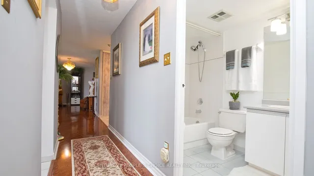 Additional image 19 of 5 Rowntree Rd Unit 805