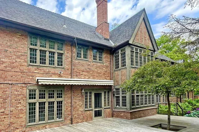 Additional image 12 of 372 Old Yonge St