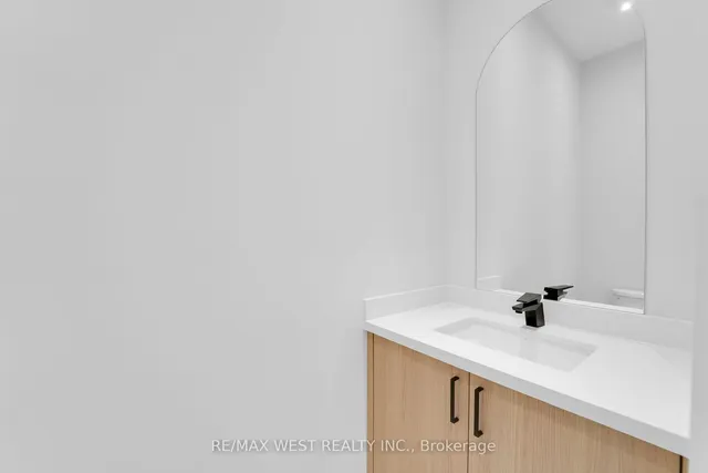 Additional image 17 of 386A Rimilton Ave