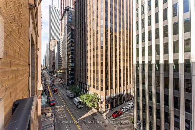 Additional image 20 of 22 Leader Lane Unit 534