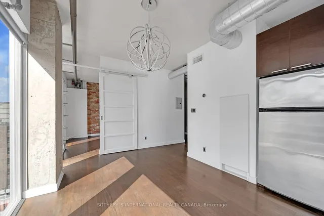 Additional image 19 of 169 John St Unit 801