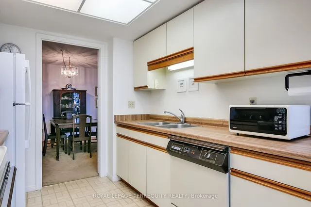 Additional image 13 of 40 Richview Rd Unit 802