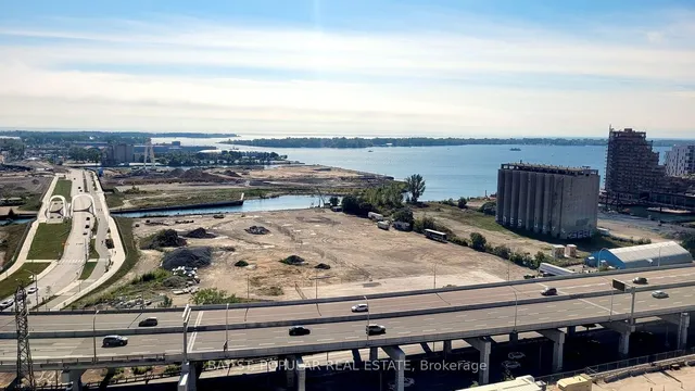 Additional image 19 of 70 Distillery Lane Unit 1807