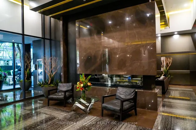 Additional image 3 of 101 Charles St Unit 4810