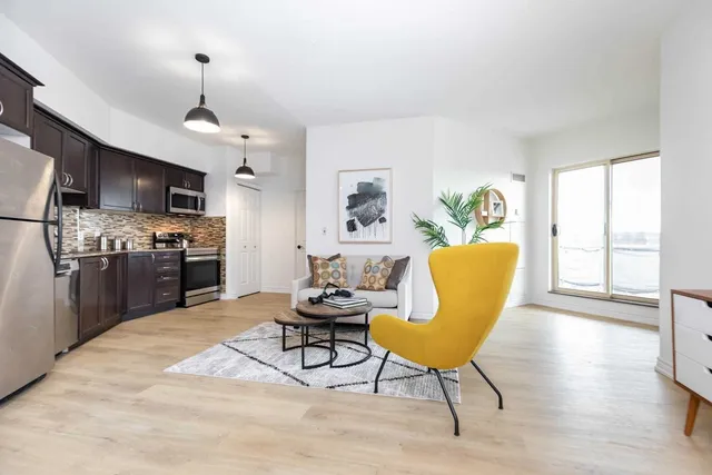 Additional image 36 of 11 Christie St Unit 507